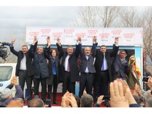 Elvan: "Kandil ile uzantısı olan partiyle iş birliği yapıp, Cumhur İttifakına karşı yola çıktılar"