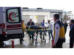 Fabrikanın menfezine düşen işçi ölümden döndü