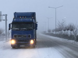 Kuzey Ege'de deniz ulaşımına fırtına engeli