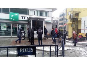 Şişli’de polis memuru doldur boşalt yaparken kendini yaraladı