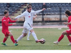 TFF 2. Lig: UTAŞ Uşakspor: 2 - Gümüşhanespor: 2