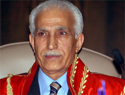 Başsavcı kapatma için delil peşinde