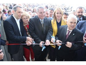 Ümit Bahtiyar seçim bürosunu coşkuyla açtı