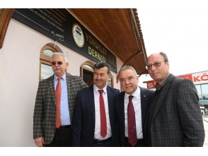 Başkan adayı Böcek, ‘Tarhana Çorbası’ buluşmasına katıldı