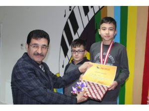Sporda başarı ödüllendirildi