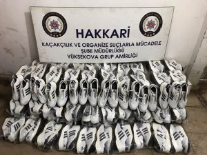 Hakkari’de 115 çift gümrük kaçağı ayakkabı ele geçirildi