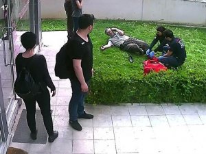 Kediye tekme davasında karar çıkmadı