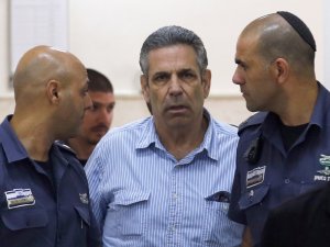 Eski İsrail Bakanına casusluktan 11 yıl ceza