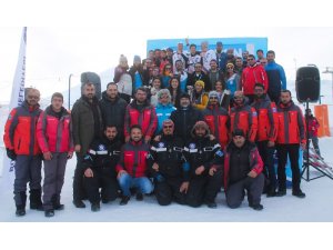 Kar Voleybolu, Erciyes’te parlıyor