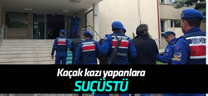 Konya'da kaçak tarihi eser kazısı yapan 7 kişi suçüstü yakalandı