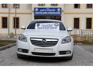 Ümidini kestiği çalınan otomobiline 5 yıl sonra kavuştu