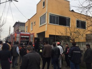 Elektrik sobası evi yaktı