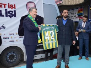 Kulu Belediyespor’dan  Bakan Koca’ya forma