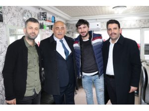 Şahin’e esnaflardan sıcak ilgi
