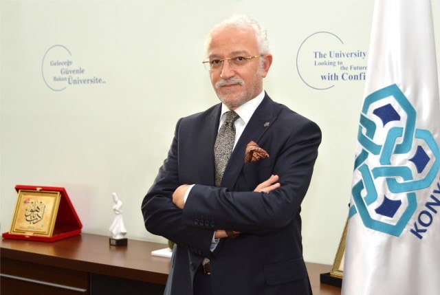 Rektör Zorlu,  Erbakan'ı andı