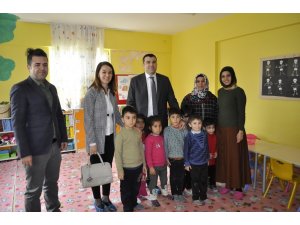 Minik öğrenciler için bilim ve sanat sınıfı açıldı