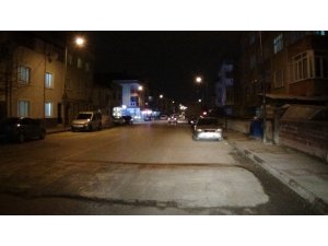 Borçlusuna minibüsle çarpıp kaçtı