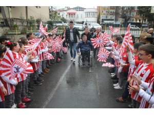 Minik taraftarlardan küfre karşı slogan: ’Kötü Söz Söyleme, Ağzını Kirletme’