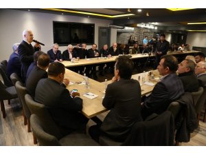 Bozbey Yıldırım’daki muhtarların sorunlarını dinledi