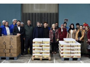 MHP Gümüşhane Belediye Başkan adayı Varan’dan kınalı kuzulara pestil ve köme