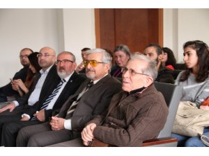 ‘Bilgisayar ile Yapay Zekanın Geçmişi ve Geleceği’ PAÜ’de konuşuldu