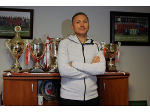 Ümraniyespor'un hedefinde Barcelona ile oynamak var