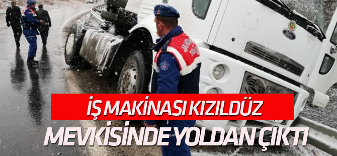 İş Makinası Kızıldüz Mevkisinde Yoldan Çıktı