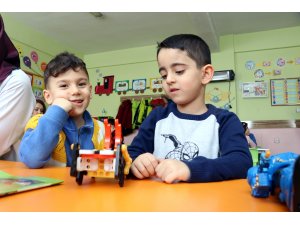 Okuma yazmadan önce kodlama öğreniyorlar