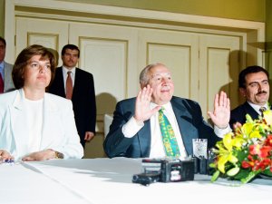 "Postmodern darbe"nin 22. yılı