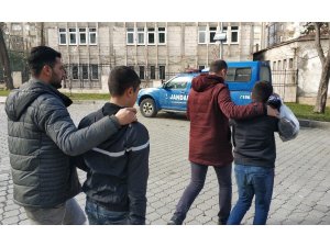 Bıçakla yaralama şüphelisi çocuklara adli kontrol