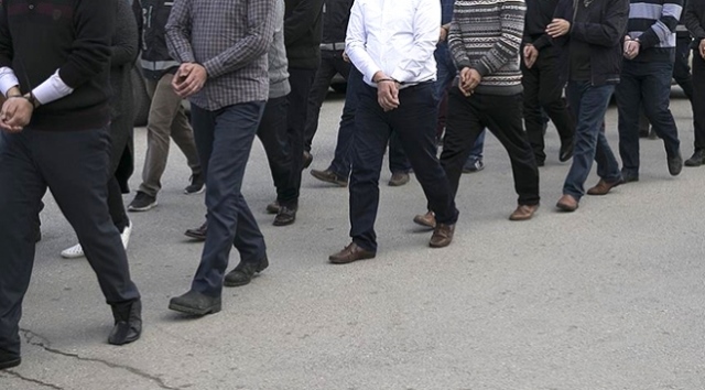 Mardin merkezli 18 ilde FETÖ operasyonu: 22 gözaltı