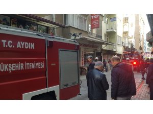 Nazilli TKP ilçe binasında yangın