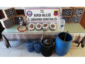 Bursa’da jandarmadan sahte içki operasyonu