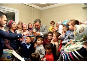 Başkan Tuna, Çilek Mahallesi sakinlerinin evlerine konuk oldu