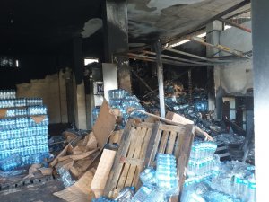 İş yerinde çıkan yangın korkuttu