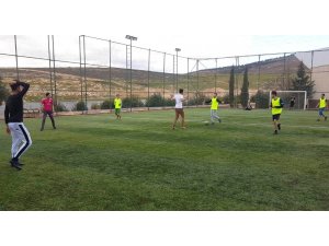 TÖMER Öğrencileri Futbol turnuvasında buluştu