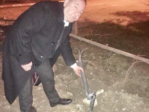 Sungurlu Kent parkın elektrik kabloları baltayla kesildi