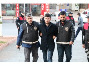 Husumetli olduğu kişiyi tüfekle öldüren şahıs yakalandı