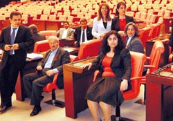 AKP'den DTP'ye TERS KÖŞE
