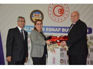 Ticaret Bakanı Pekcan: "Yöresel ürünlerin raflarını ayırma zorunluluğu getiriyoruz"