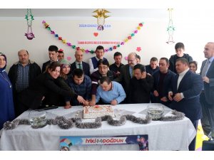 Başkan Boz’dan özel öğrencilere jest
