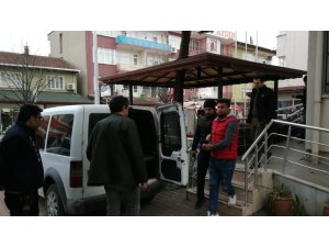 Adam bıçaklayan suç makinesi tutuklandı