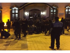 İzmit’te dilenen 84 kişiye zabıta ekipleri müdahale etti
