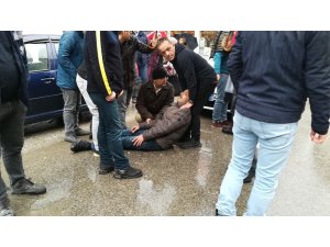 Sakarya’da otomobilin çarptığı yaya yaralandı
