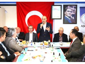 Soyer, "Büyük Başkan" sloganıyla karşılandı