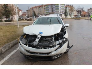 Elazığ’da trafik kazası: 3 yaralı