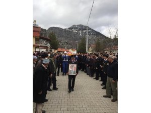 Kore gazisi son yolculuğuna uğurlandı