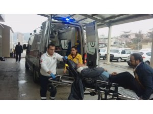 Otomobiller çarpıştı: 1 yaralı