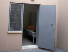 Öcalan'a yurt dışından özel boya!