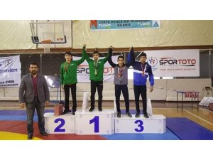 Yunusemreli güreşçi Türkiye şampiyonasına katılacak